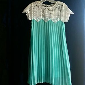 Mint green Pleated dress